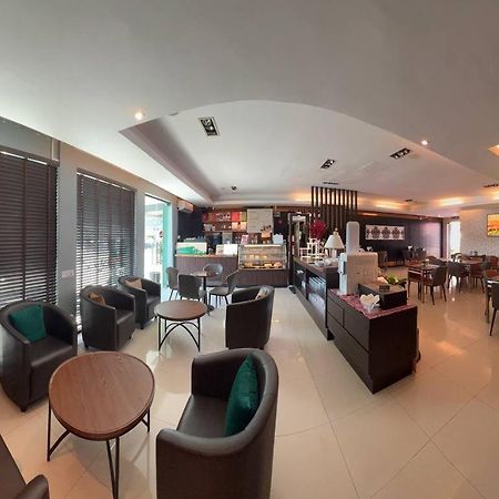 Hotel De Leon Lahad Datu Extérieur photo
