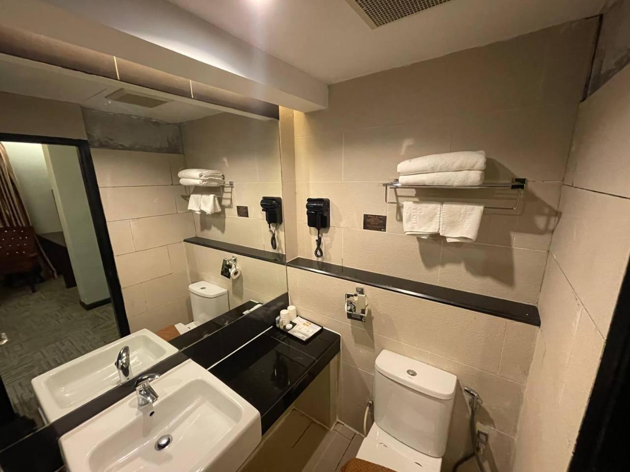 Hotel De Leon Lahad Datu Chambre photo