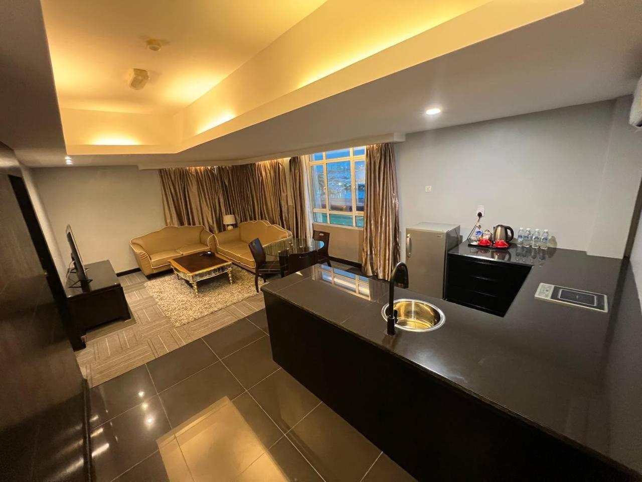 Hotel De Leon Lahad Datu Chambre photo