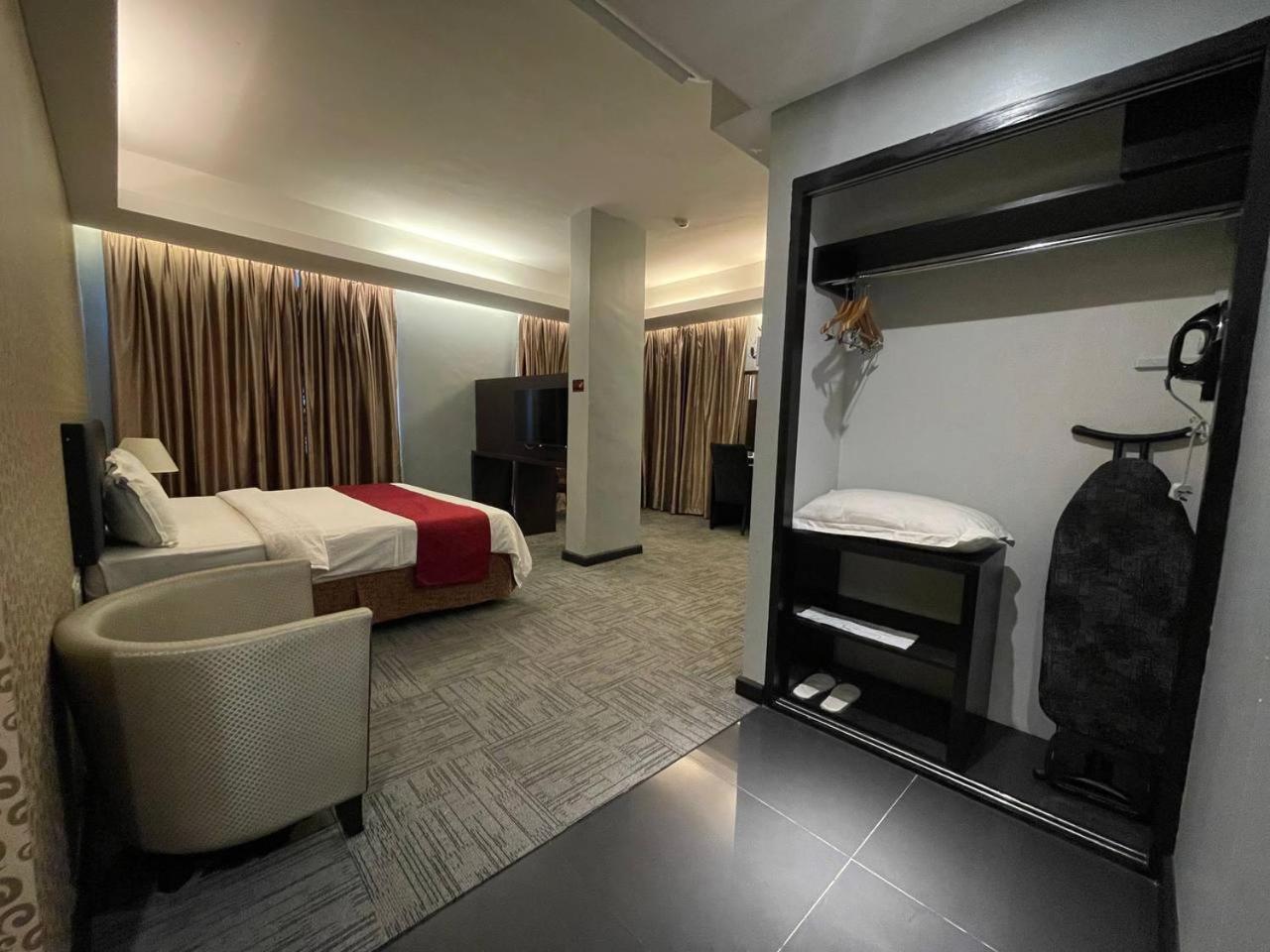 Hotel De Leon Lahad Datu Chambre photo